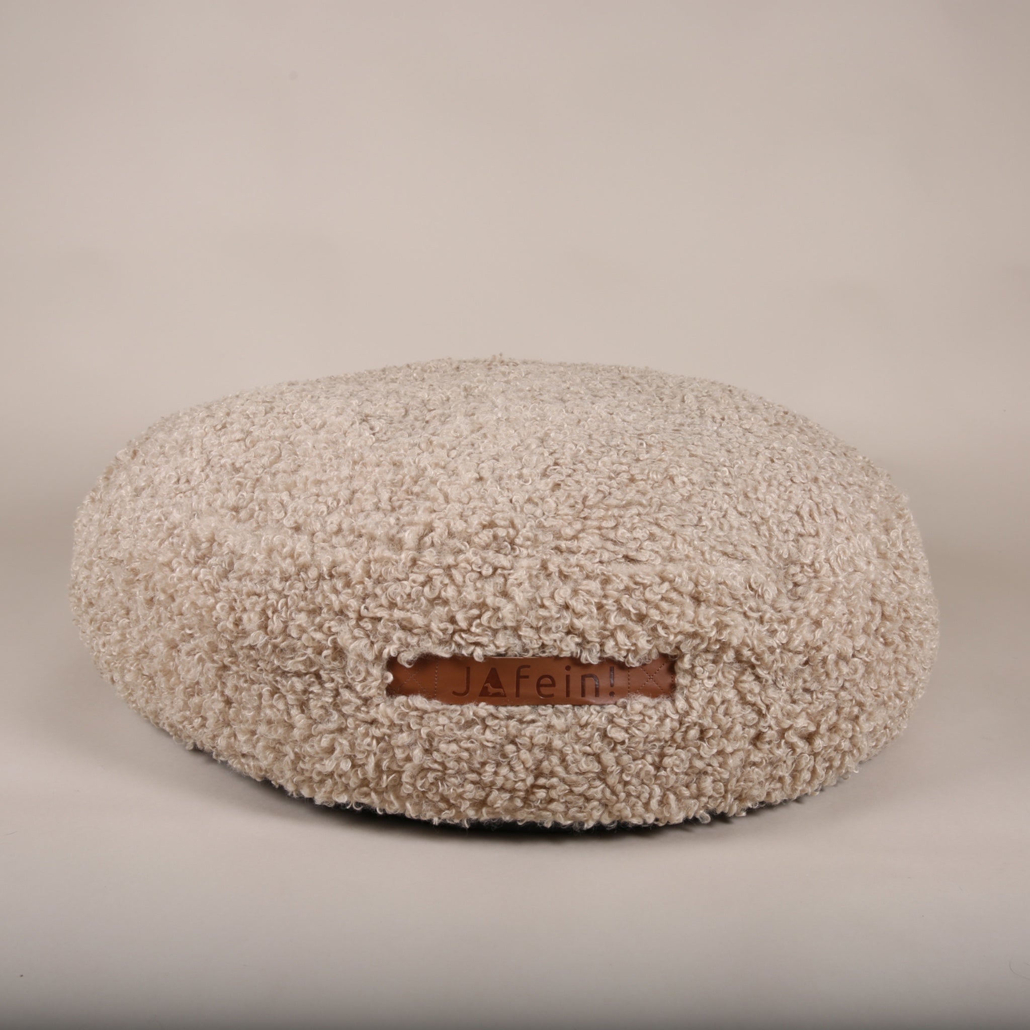 Hundebett kaufen | Stilvolles Hundebett | JAfein! Dogs & Style