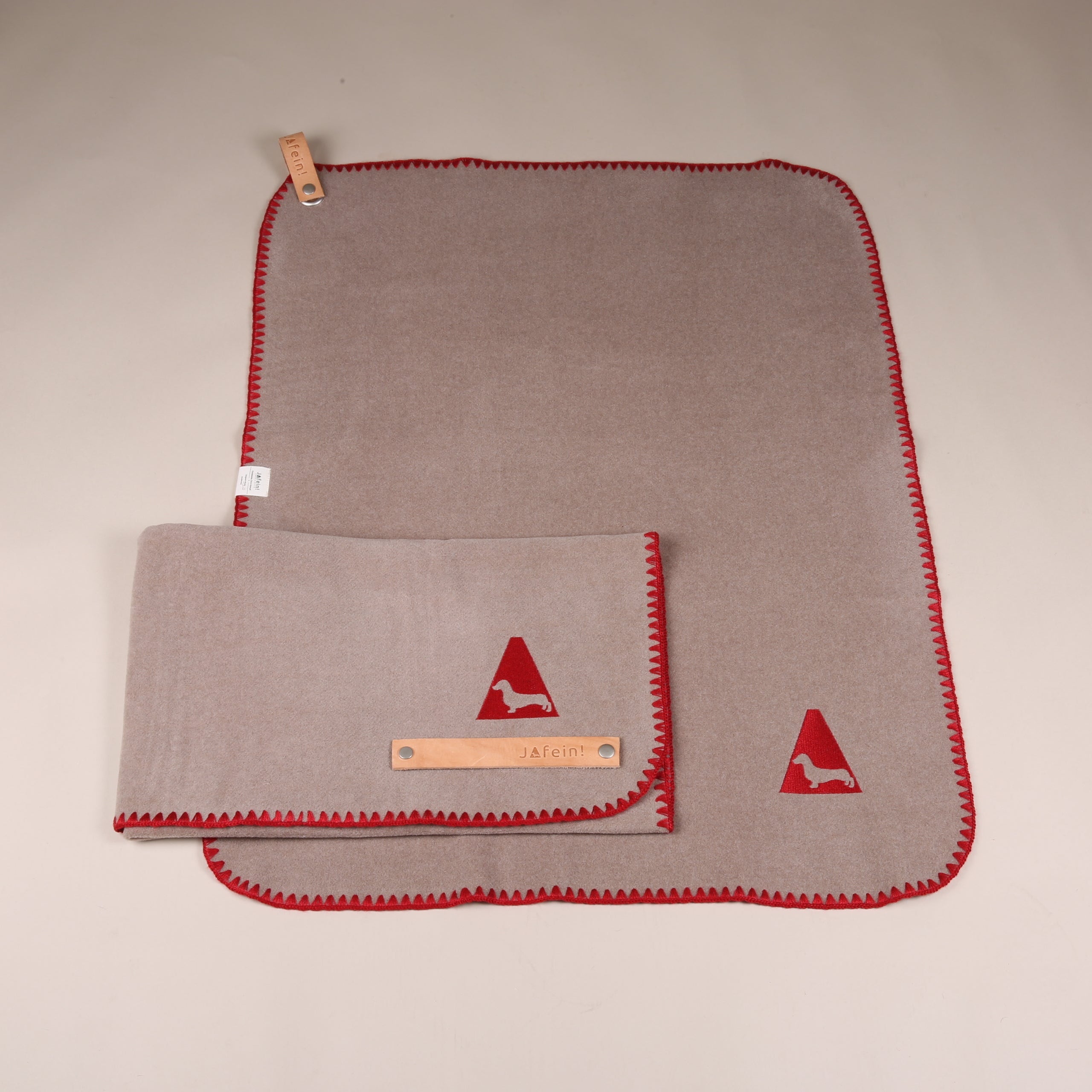 JAfein! Hundedecke Chic & Schnuff - Sand - Red