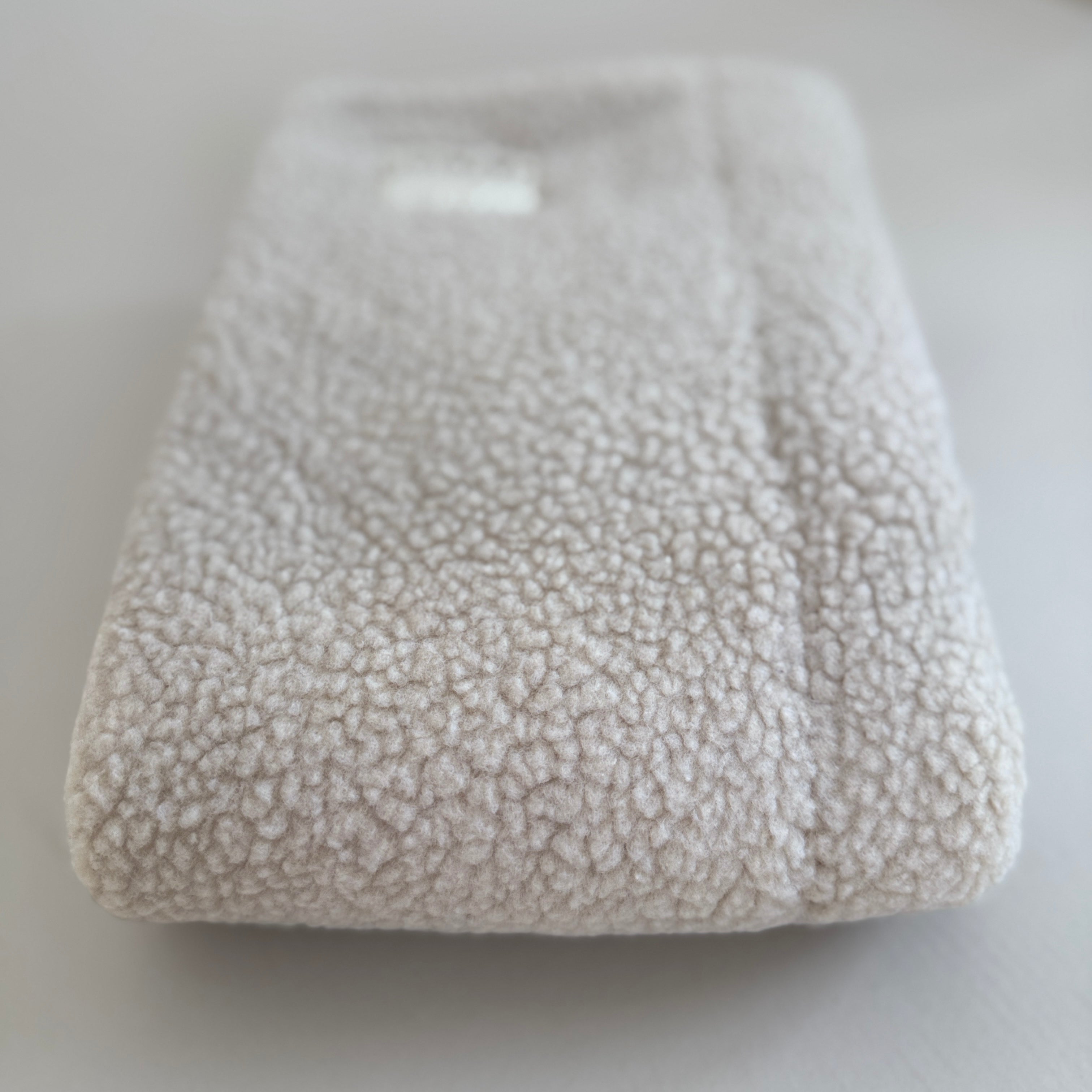 JAfein! Hundereisedecke Boucle Greige