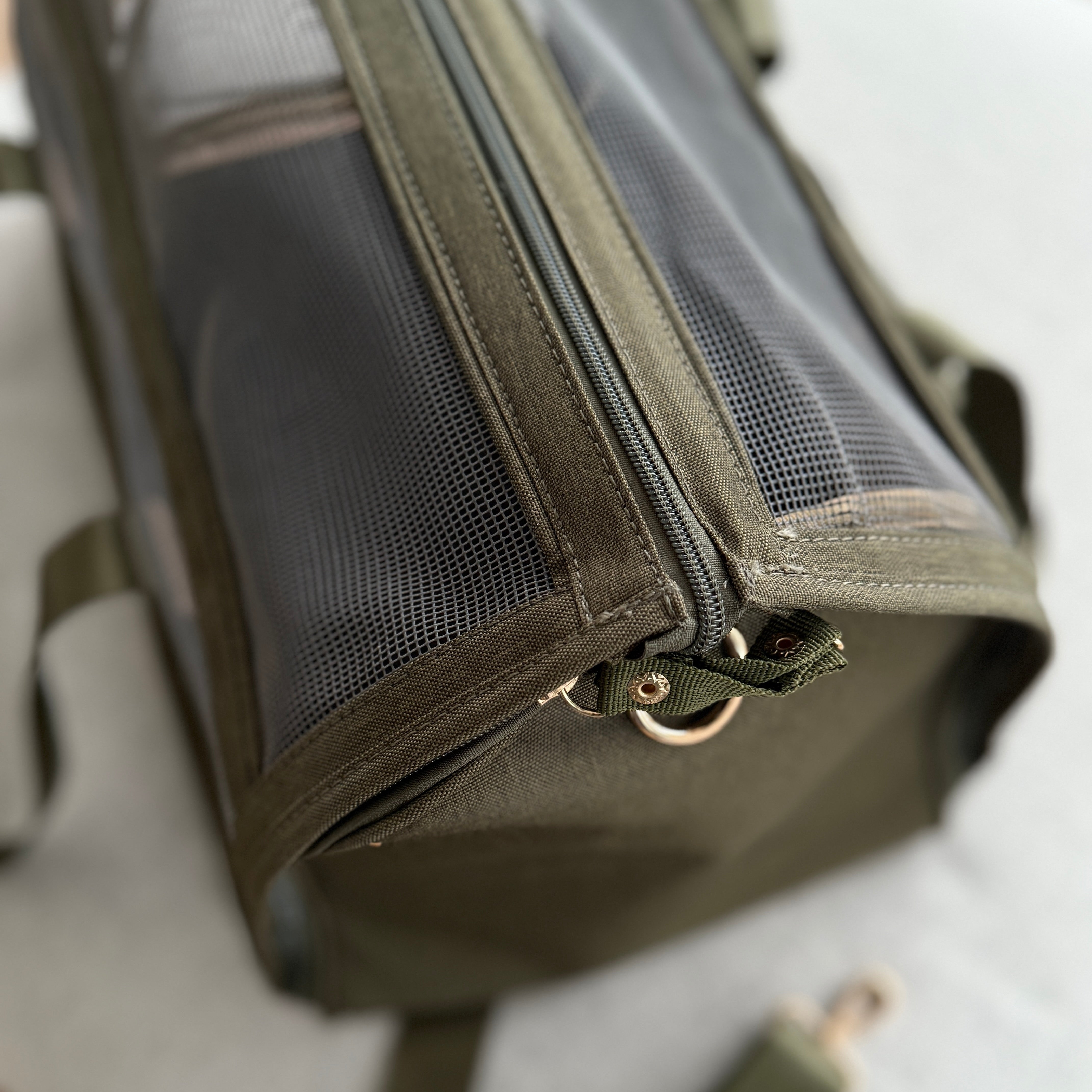 JAfein! Hundereisetasche Fly Bag Forest Olive