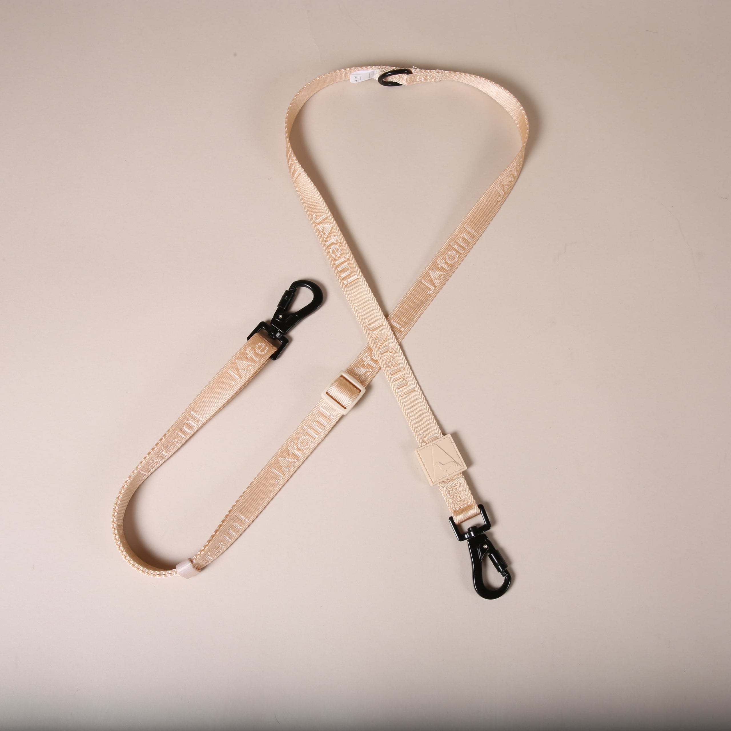 JAfein! Allure - Move Free Dog Leash - Greige